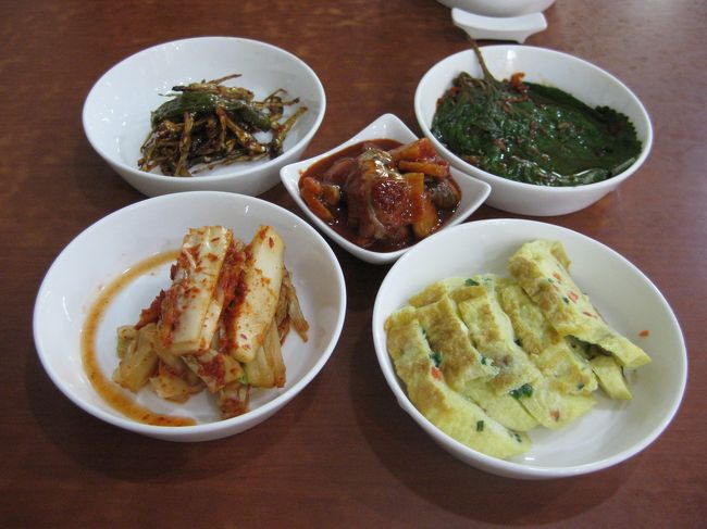 おかずたち。<br /><br />どれもやさしい味わいで、おいしい。