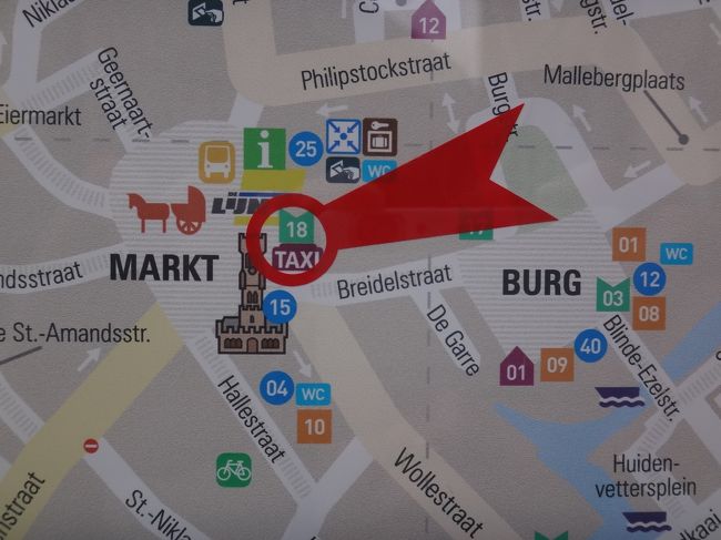 皆さんと『ブルグ広場』（Burg）を通り、<br />現在は赤い丸で囲まれた<br />『マルクト広場』（Markt）に居ます。