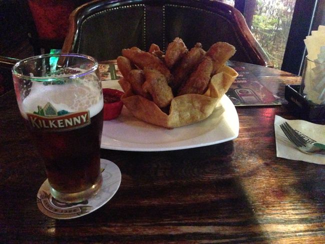 ベルギービールが飲めます。