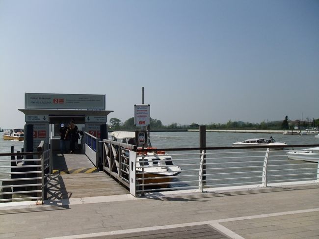 スーツケースがなく、手ぶらで乗船。<br />これも楽で良かったかも・・・と。