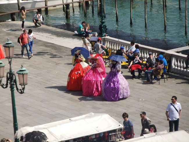 ホテル部屋バルコニーからの眺めです。