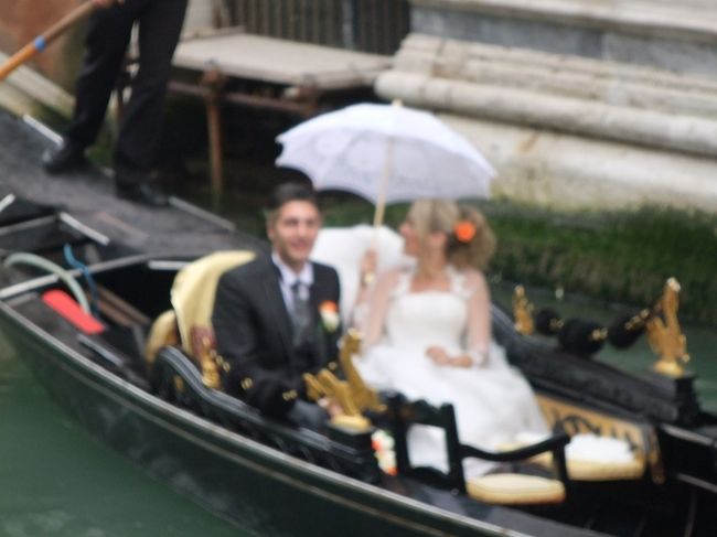 花嫁さんを乗せたゴンドラ<br /><br />お幸せに！
