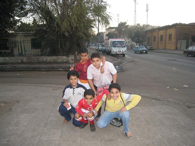 ポーズをとってくれます。