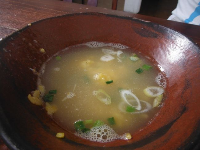 そばスープを入れるとこんな感じになり、ぞうすいのような感じで、朝には丁度いいです！