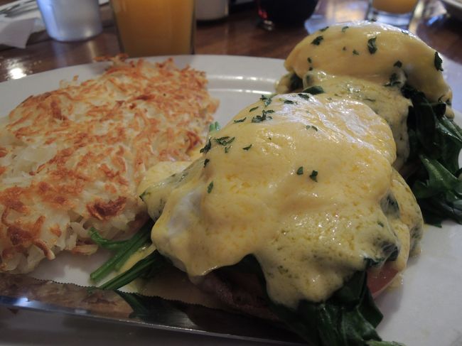 エッグベネディクト