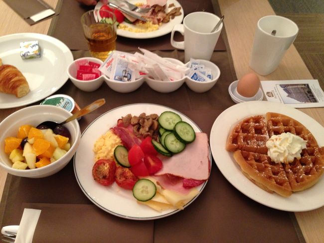 ホテルの朝食です。<br />毎日メニューはだいたい同じですが、パンも美味しくて飽きずに食べてました。<br /><br />