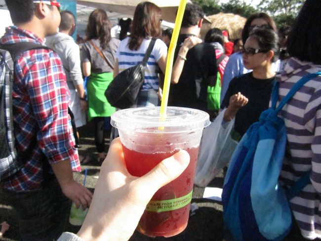 なので、ビタミン多めのジュースをゲット。<br />すっぱくて元気になる！