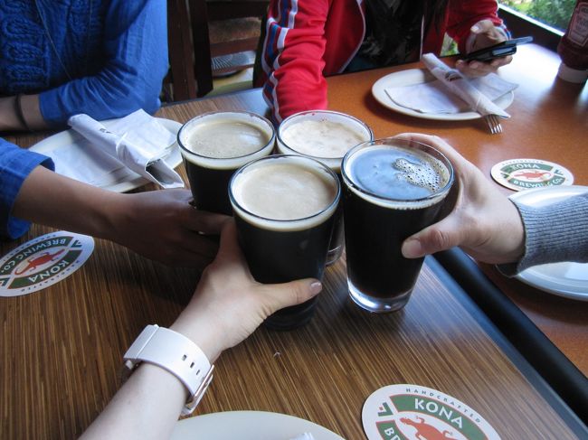 駆け足だったけど、これで旅も終わり。<br />お疲れさまの乾杯＠帰りの空港