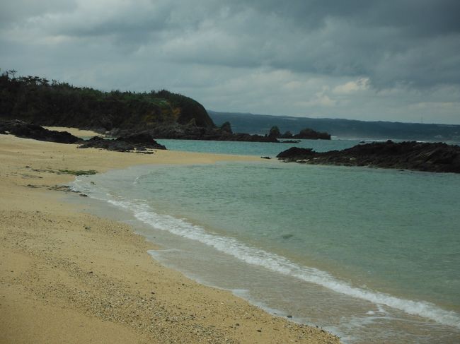 丁度、曇ってしまい、この写真に。。<br />海はきれいだったけど、ビーチはゴミなどが多くそんなに感動するほどではなかった。