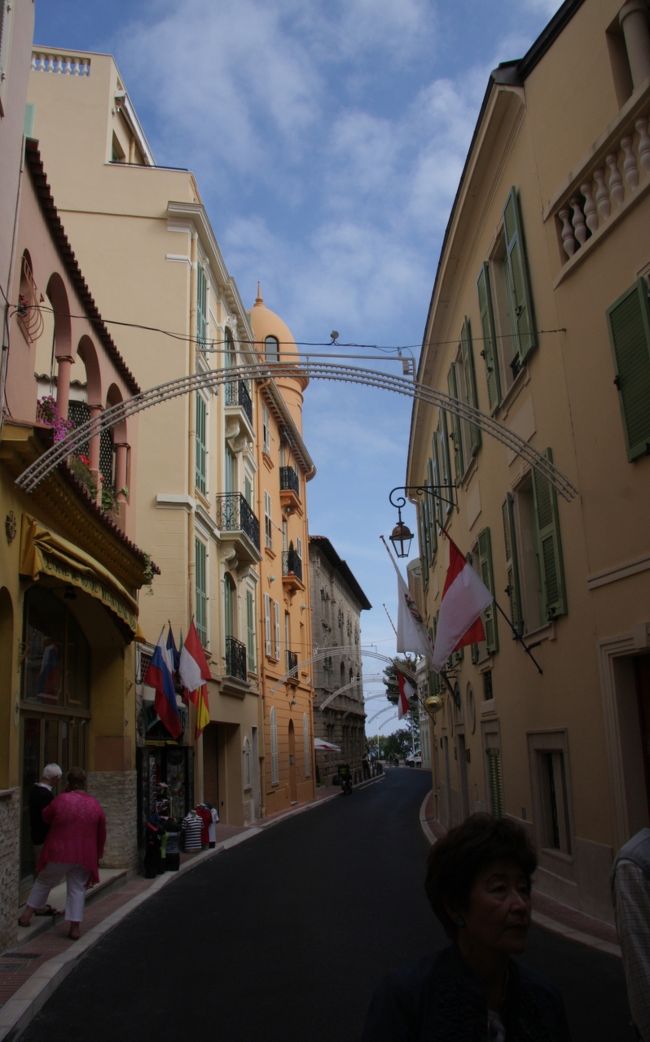 青空が高く感じます。16：33<br />明日の天気は？<br />期待しましょう。