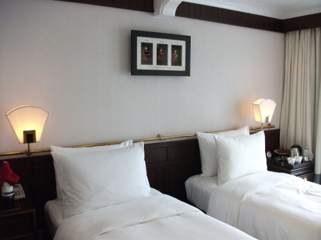 すっきりと清潔な室内。<br />船内でも十分な広さです。