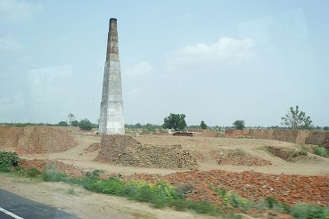 レンガ焼き工場