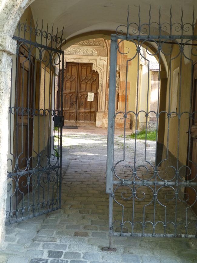 0：18：55<br />ノンベルク修道院の入り口<br />マリアは門を開け外に出る<br />♯自信を持って<br />の導入シーン<br />♪今日はどんな日になるかしら<br /><br />2013/06/20