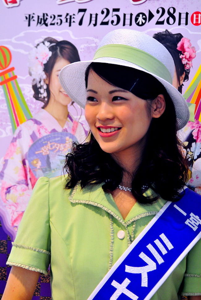 一宮ミス七夕クイーン<br />林　雅慧（はやし　まさえ）さん<br />一宮市　大学生で２０歳