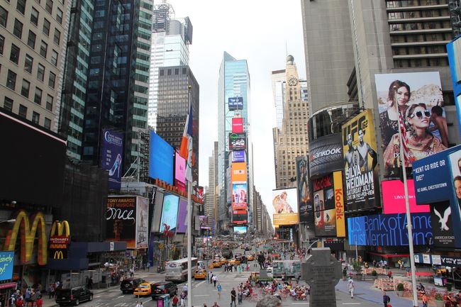 タイムズスクエア