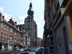 イルミネーションの形もサックス。