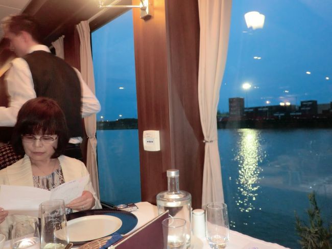 <br />初めて同席した関東の方たちと大いに盛り上がり会話を楽しんだ。