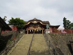 武蔵御嶽神社です。

標高９２９ｍ、

御岳山山頂に鎮座する神社です。