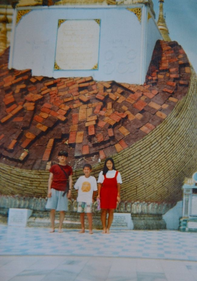 ここは、おそらくヤンゴン市内です。違うかなぁ。