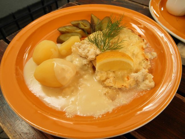 　しかし、ドイツにいるときからジャガイモ食べまくりです。<br /><br />　おいしいからいいんだけど。白身の魚もおいしくて、食事でストレスはたまらないかも。