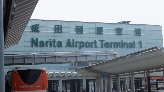 静岡〜渋谷（JR東海バス）　２１６０円<br />渋谷〜東京（山手線）　　　　１９０円<br />東京〜成田空港（京成バス）　９００円<br />計３２５０円で行けます。<br />人の恩を頼らずこれ以上安く行く方法があれば<br />教えて下さい。