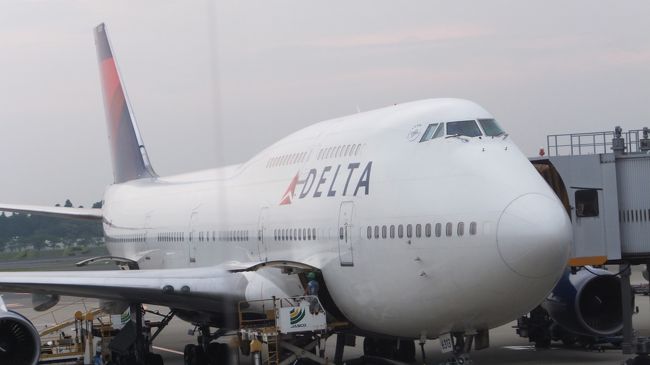 燃費が悪くあまり使われなくなっている<br />B７４７。<br />頭が「もこっ」っとしてる。