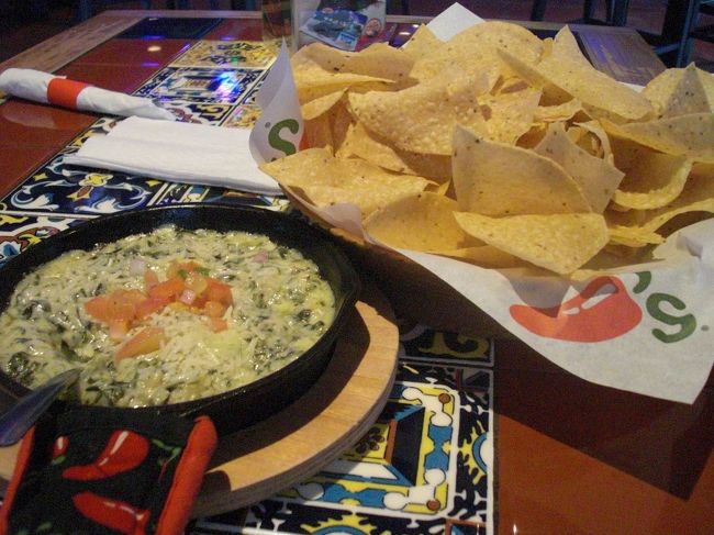 店員さんお薦めのほうれん草とアーティチョークのクリームディップ。<br />これ、とっても美味しかったです。