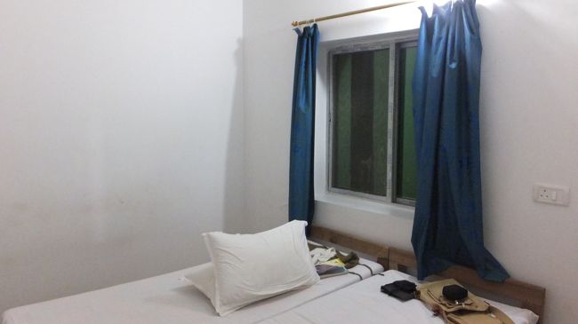 一泊４５０ルピー。エアコンなしは<br />きつい。