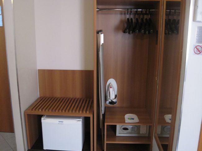 ちいと狭いけど