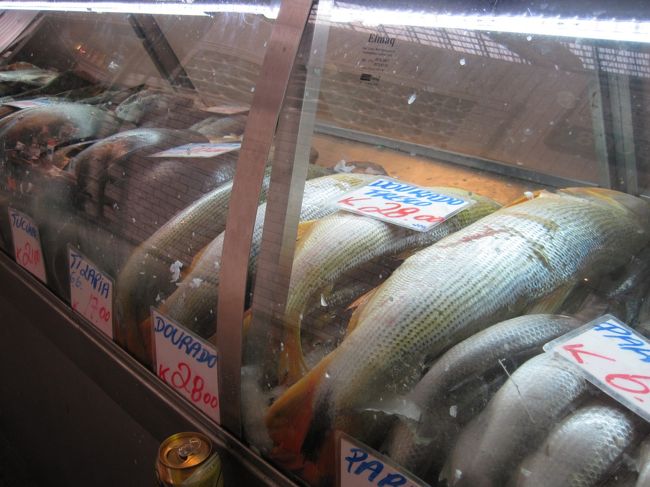 市場ということで、魚なんかも