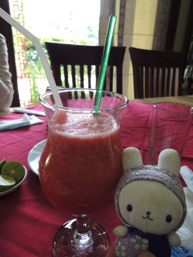 ここのすいかジュースが一番高かったｹﾄﾞ美味しかった!! (確かUSD 5<br />)