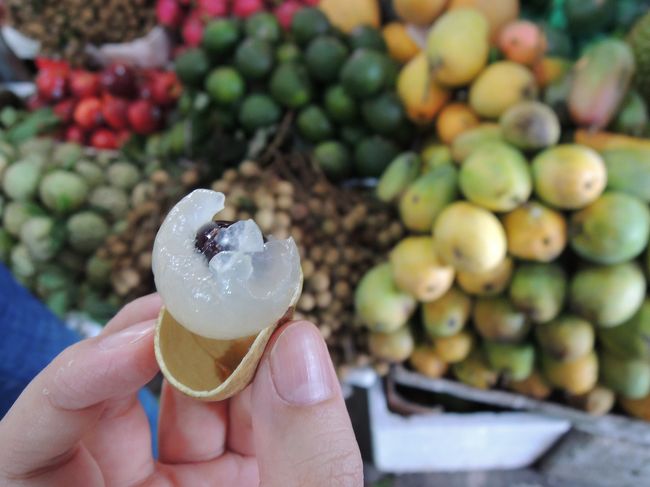 ロンガン。竜眼。<br />ベトナム語では、にゃん(｡･ω･｡)<br />ライチ見たいなお味♪<br /> ( ﾟ∀ﾟ) ｳﾏｰ