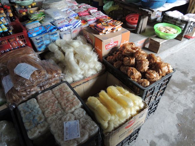 3つ下の写真で生肉(顔つき)を掲載していますので、苦手な方はご注意ください。 