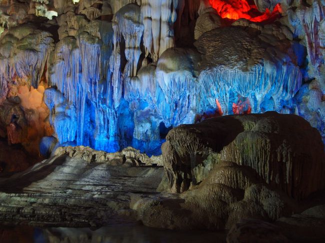 みずもわいてたよ。水色のライトはきれ〜。