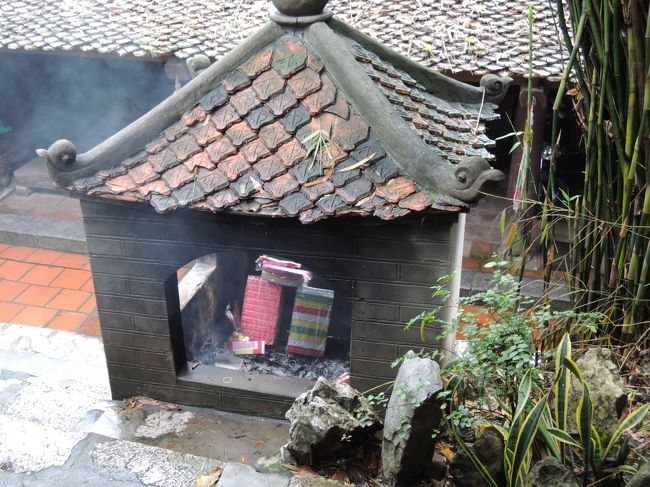 中寺にはおーきな坐像(  ﾟДﾟ) <br />お寺にいるのに中国の神様?と失言しました(^^;が、調べると、護法神みたいφ(．．)