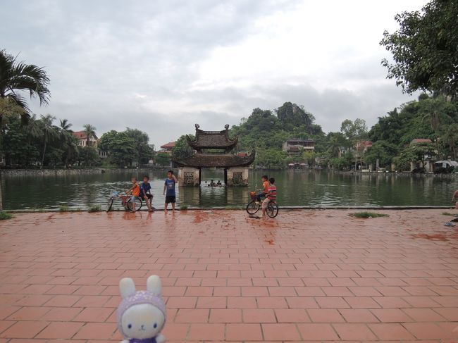 徐道行が、この水上人形劇場を建てたと伝えてられてるとか。