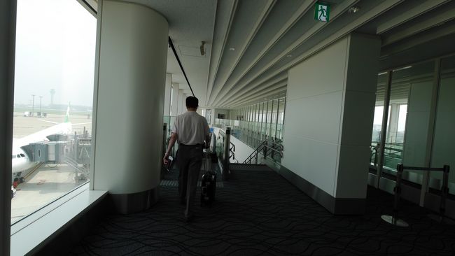 1023スターアライアンスゴールドなのでお先に入る