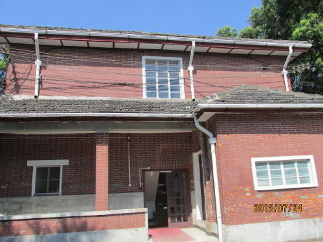 建物入り口。<br />