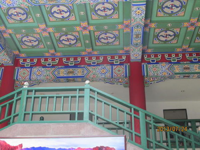 天井の文様は当初の物です。