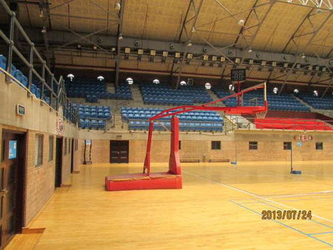 体育館内部。<br />