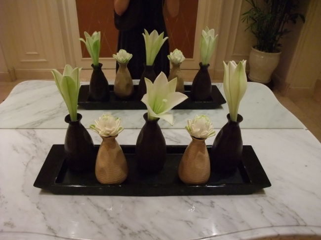 蒸し暑いハノイには鉄砲ユリも涼しげでさわやか