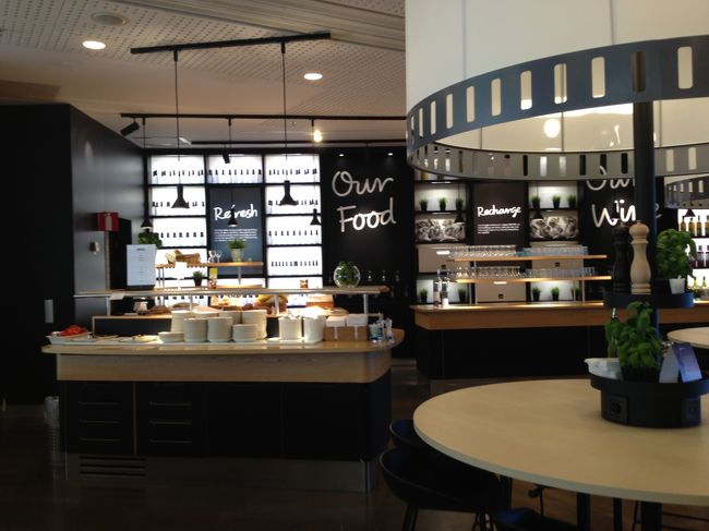 ストックホルム、アーランダ空港のラウンジ。