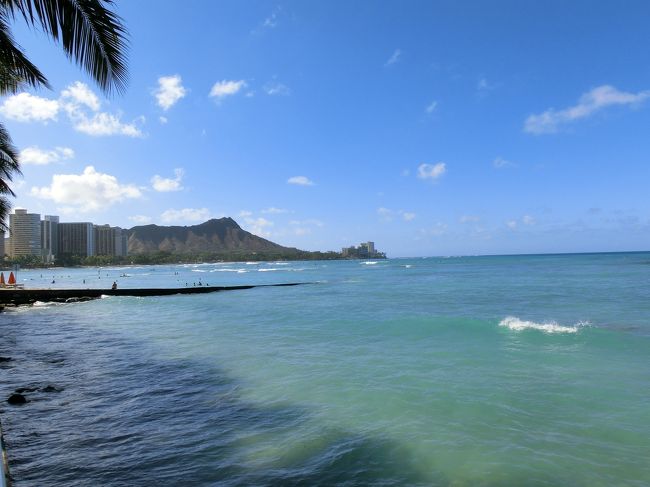 　さて、予約の時間になったので、シェラトンワイキキの１階にある　SharpShooter　へ。<br />　リゾートフィーに含まれている「写真１枚無料」につられて写真を撮ってもらいに来ました。昨日のうちに予約しておきました。