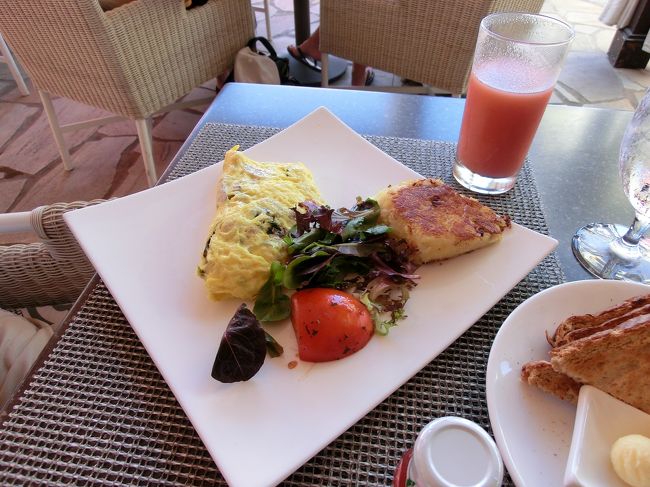 　そして、オムレツも頼みました。<br /><br />　んーこれもおいしい。