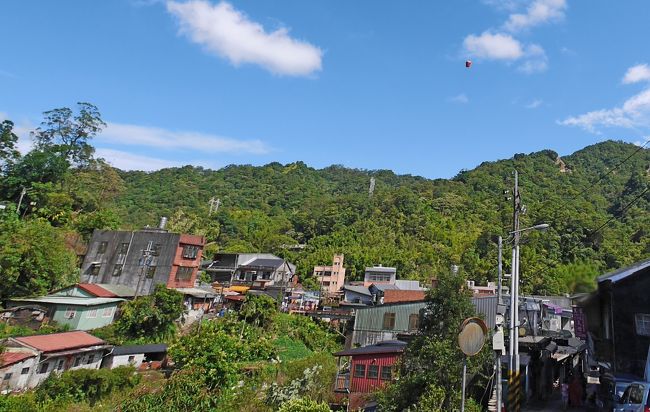 ここでも天燈が上がっていた