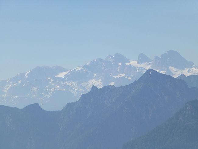 山並みを望遠で。<br />