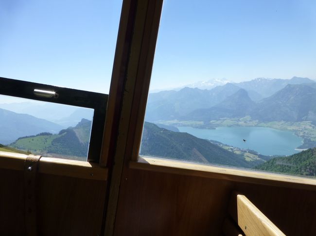 11:15発の帰りの車窓からかなりの傾斜です。<br />