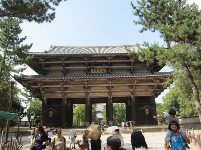 東大寺・南大門