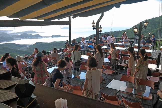 景色がきれいなバルコニーに