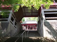 清水寺。坂上田村麻呂開基の寺院として有名。
高崎白衣大観音から3km、車で10分。
観音山の道路から境内まで車では入れるが、1台程度しか停められないので、違う駐車場を利用するべき。
境内はそれほど広くない。拝観目安は15分。
御朱印は庫裏にてお願いする。